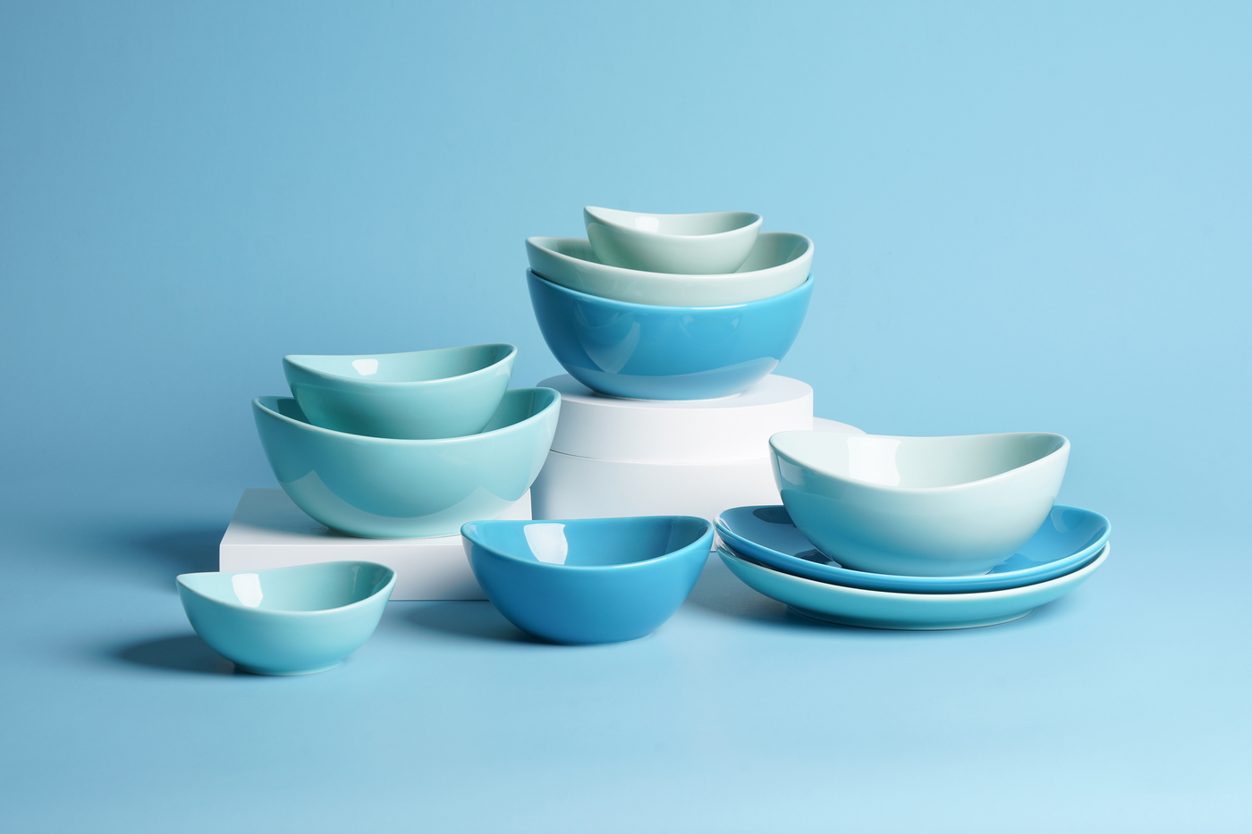 Sweese porcelain cool assorted dinnerware, plate sets, bowl sets, blue Nordic style | Sweese